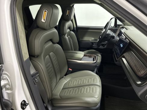 Used 2022 Rivian R1T Adventure image 23