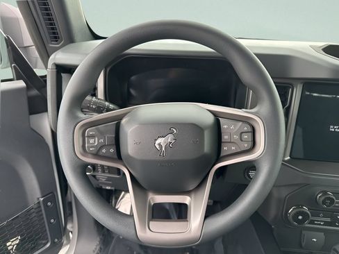 New 2026 Ford Bronco 2-Door w/ Sasquatch Package AWD/4WD image 9