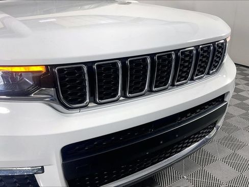 Used 2021 Jeep Grand Cherokee L Limited AWD/4WD image 35