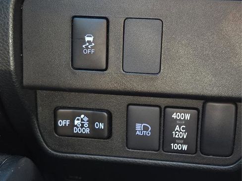 Used 2020 Toyota Tacoma TRD Off-Road image 26