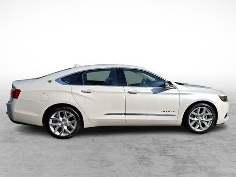 Used 2018 Chevrolet Impala Premier FWD image 7