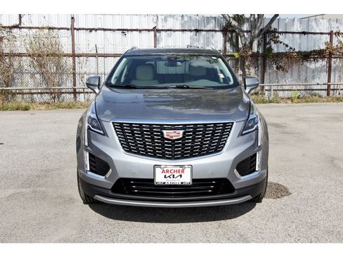Used 2025 Cadillac XT5 Premium Luxury w/ LPO, Floor Liner Package image 2