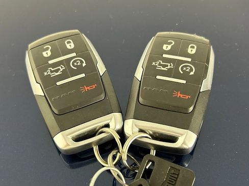 Used 2022 RAM 3500 Laramie w/ Max Tow Package image 35