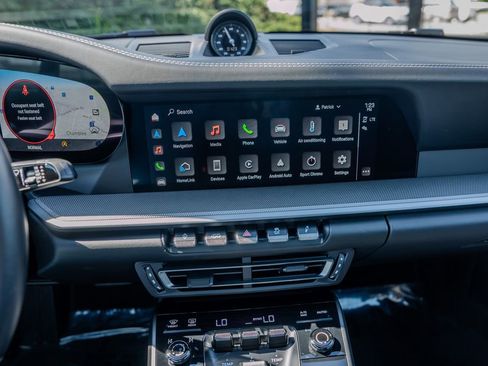 Used 2024 Porsche 911 Carrera S w/ Sport Package image 10