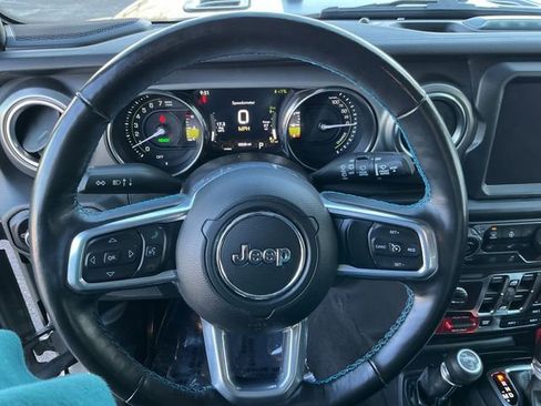 Used 2021 Jeep Wrangler Unlimited Rubicon 4xe w/ Cold Weather Group AWD/4WD image 30