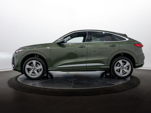 Certified 2025 Audi Q5 Premium Plus w/ Premium Plus image 7