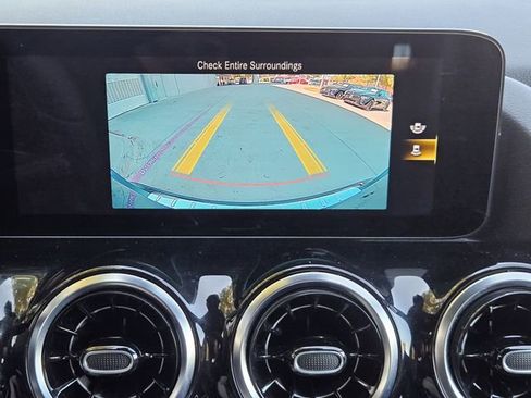 Certified 2023 Mercedes-Benz GLA 250 image 17