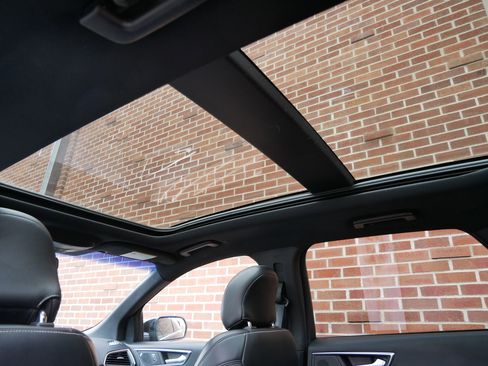 Used 2019 Ford Edge ST w/ Equipment Group 401A image 12