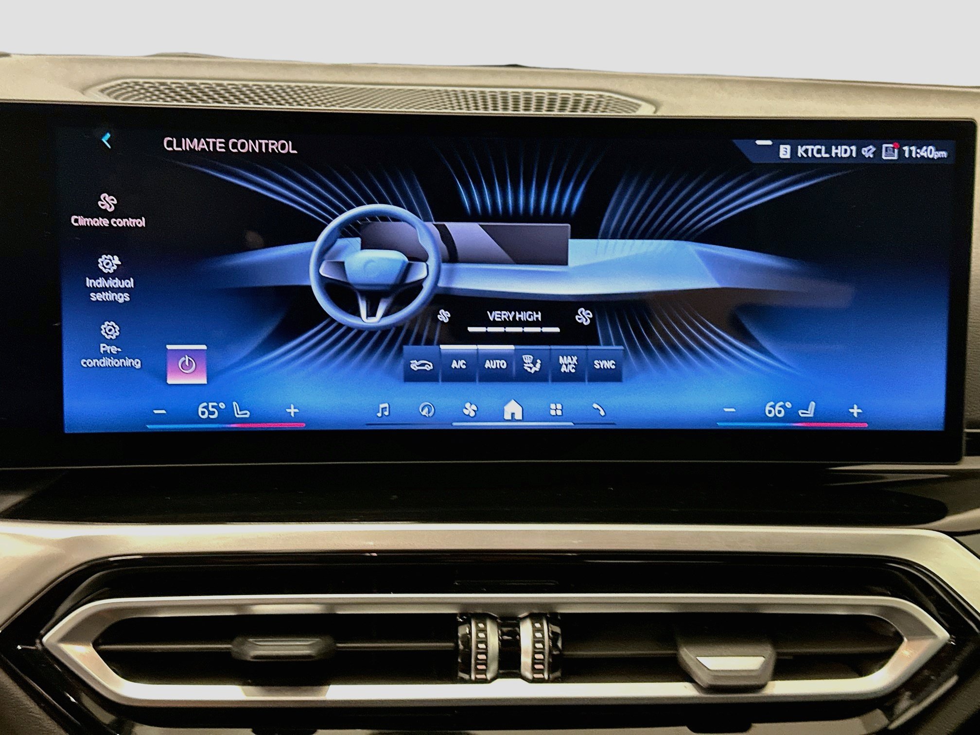 Used 2024 BMW i4 xDrive40i AWD/4WD image 24
