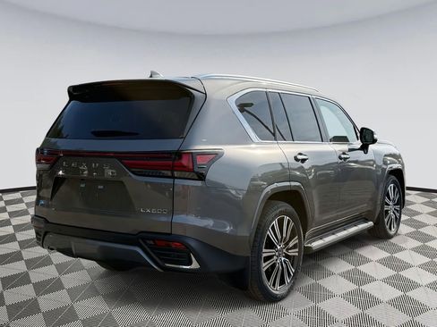 New 2025 Lexus LX 600 4WD w/ Luxury Package image 2