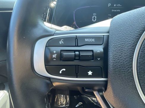 Used 2024 Kia Sportage EX FWD image 14