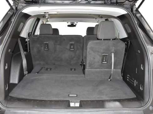 Used 2020 Chevrolet Traverse LS image 31