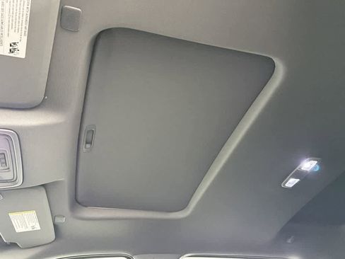 New 2026 GMC Sierra 1500 SLT w/ SLT Premium Plus Package image 32