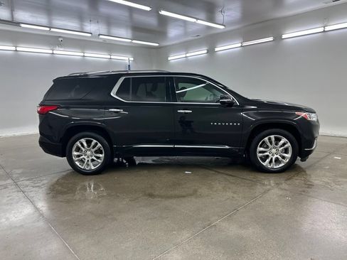 Used 2018 Chevrolet Traverse High Country AWD/4WD image 12
