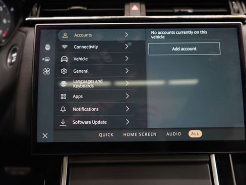 Used 2024 Land Rover Range Rover Velar Dynamic SE image 42