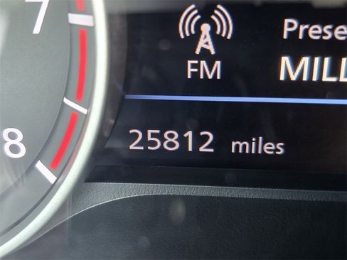 Used 2024 Nissan Sentra SV image 26