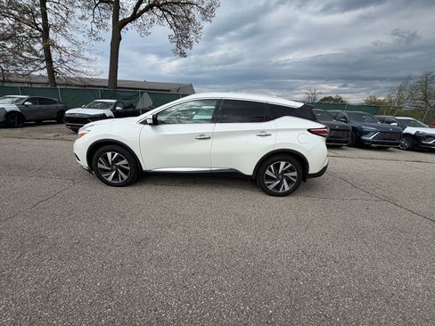 Used 2017 Nissan Murano S AWD/4WD image 5