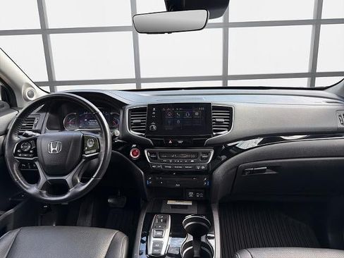 Used 2019 Honda Pilot Elite image 18