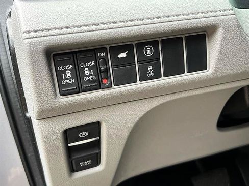 Used 2022 Honda Odyssey EX-L image 30