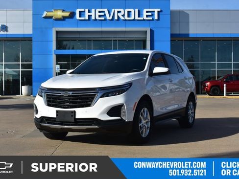 Used 2022 Chevrolet Equinox LT image 1