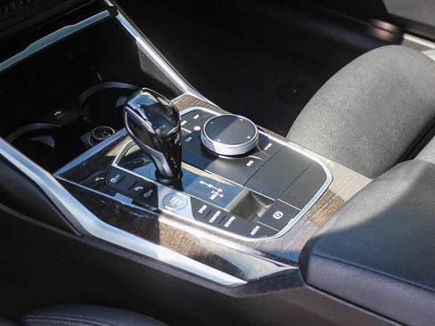 Used 2019 BMW 330i Sedan RWD image 18