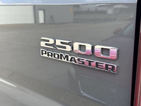 Used 2023 RAM ProMaster 2500 w/ Premium Appearance Group image 16