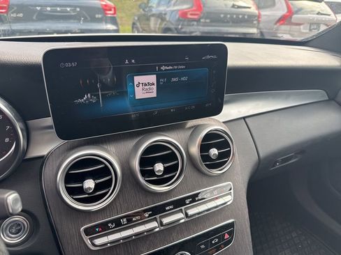 Used 2020 Mercedes-Benz C 300 4MATIC Sedan image 9