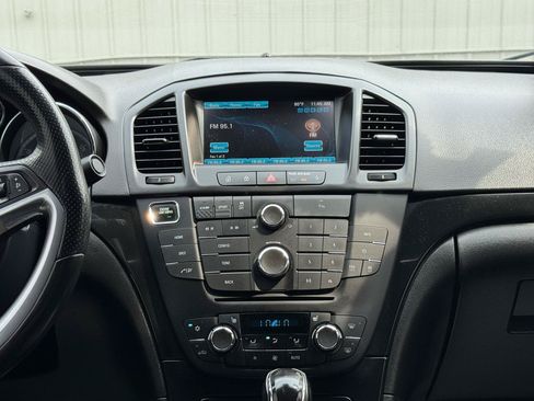 Used 2012 Buick Regal GS FWD image 17
