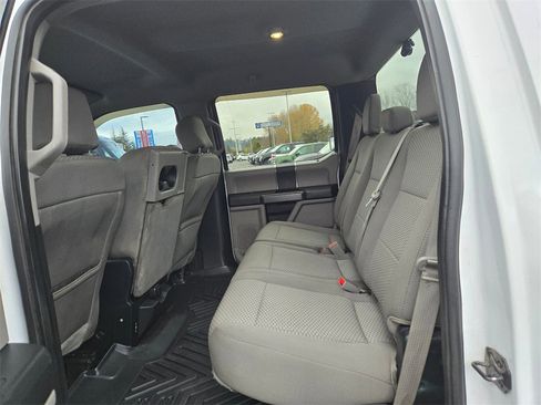 Used 2018 Ford F150 XLT w/ Trailer Tow Package image 10