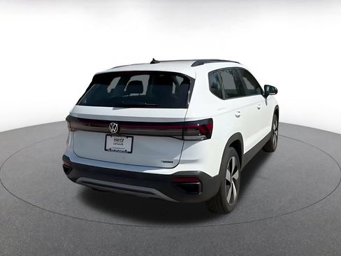 Used 2026 Volkswagen Taos S AWD/4WD image 11