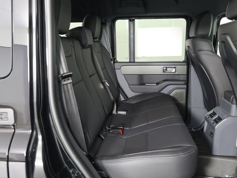 New 2025 INEOS Grenadier AWD/4WD image 13
