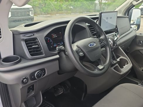 Used 2024 Ford Transit 350 XLT RWD image 23