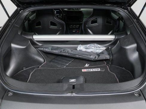 Used 2025 Nissan Z NISMO w/ Floor Mat Package RWD image 22