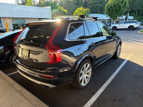 Used 2019 Volvo XC90 T6 Momentum w/ Advanced Package AWD/4WD image 5