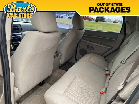 Used 2006 Jeep Grand Cherokee Laredo w/ Trailer Tow Group AWD/4WD image 19