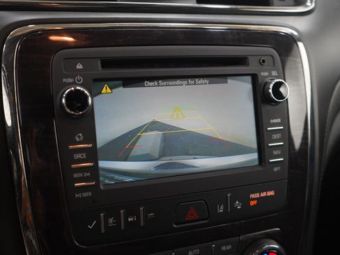 Used 2016 Buick Enclave Premium w/ Experience Buick Package FWD image 23