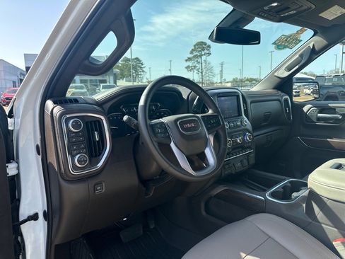 Used 2019 GMC Sierra 1500 SLT w/ SLT Premium Plus Package image 8