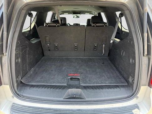 Used 2022 GMC Yukon XL SLT w/ Max Trailering Package RWD image 15