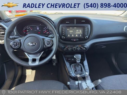 Used 2021 Kia Soul S FWD image 18