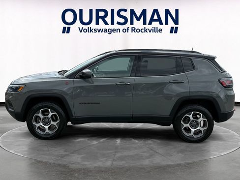 Used 2022 Jeep Compass Trailhawk w/ Trailhawk Elite Group AWD/4WD image 3