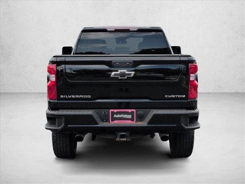 Used 2024 Chevrolet Silverado 2500 Custom w/ Custom Convenience Package AWD/4WD image 7
