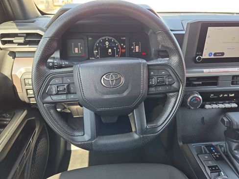 Certified 2025 Toyota Tacoma SR5 AWD/4WD image 13