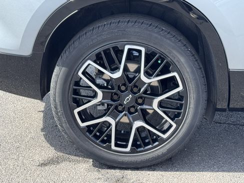 Used 2024 Chevrolet Blazer RS w/ Driver Confidence II Package image 42