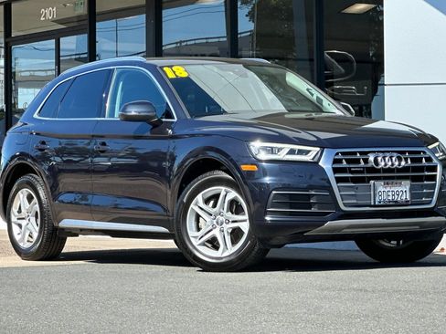 Used 2018 Audi Q5 2.0T Premium Plus w/ Premium Plus Package AWD/4WD image 2