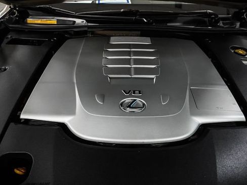Used 2017 Lexus LS 460 w/ Comfort Package RWD image 26