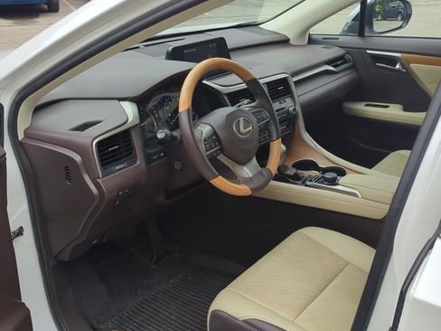 Used 2018 Lexus RX 350 FWD w/ Premium Package image 12