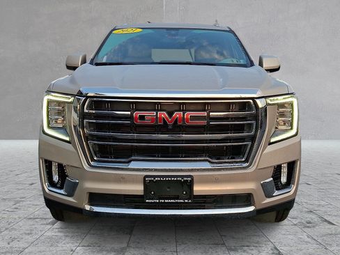 Certified 2021 GMC Yukon SLT w/ SLT Luxury Plus Package AWD/4WD image 2