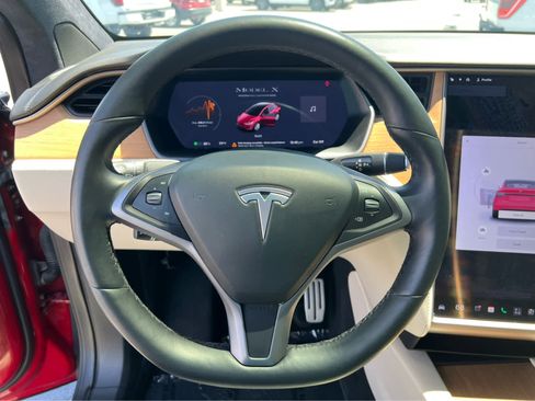 Used 2020 Tesla Model X Performance AWD/4WD image 30