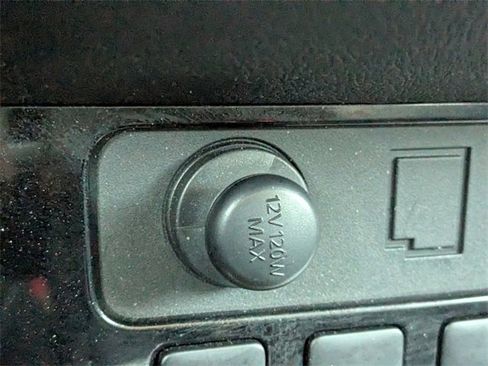 Used 2018 Mitsubishi Outlander ES image 20