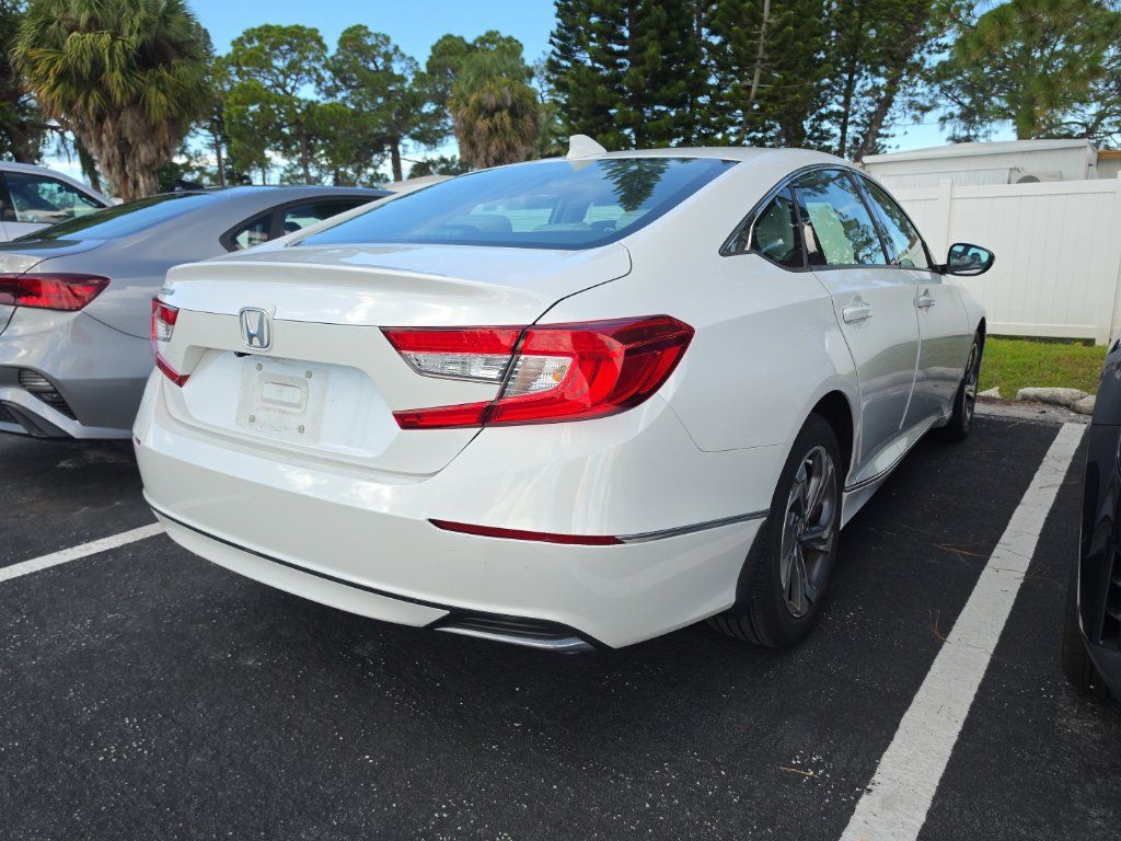 Used 2018 Honda Accord EX image 16